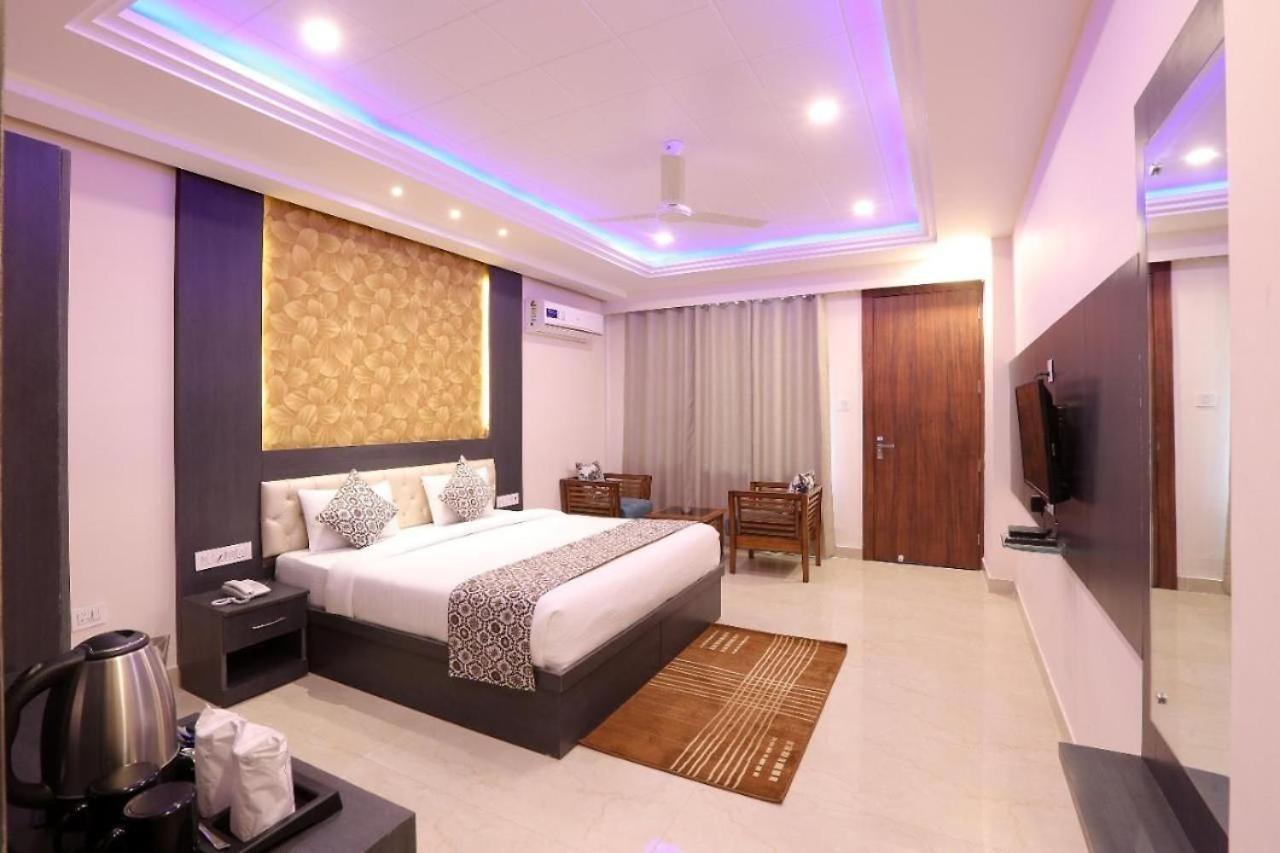 Bonfire Hostels Ришикеш Экстерьер фото