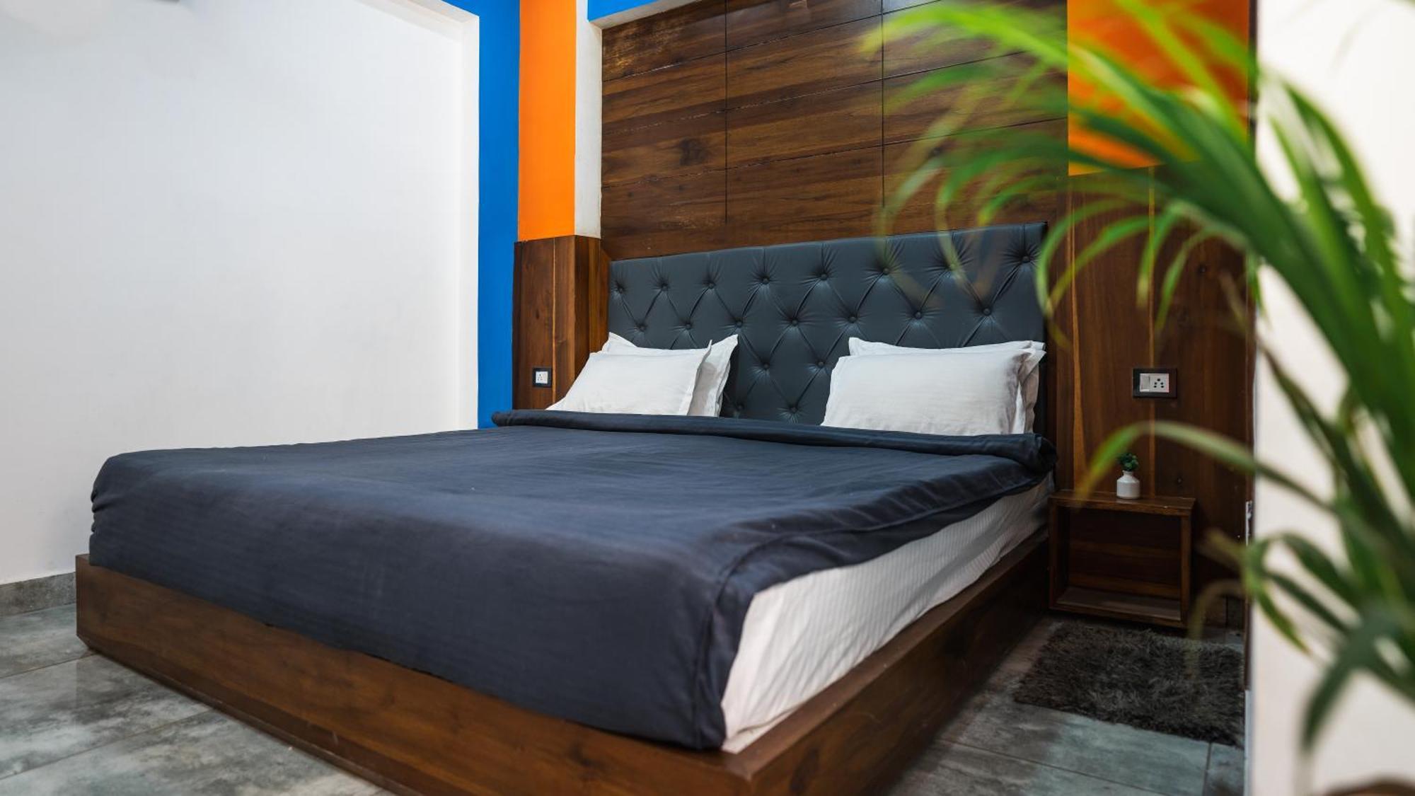 Bonfire Hostels Ришикеш Экстерьер фото