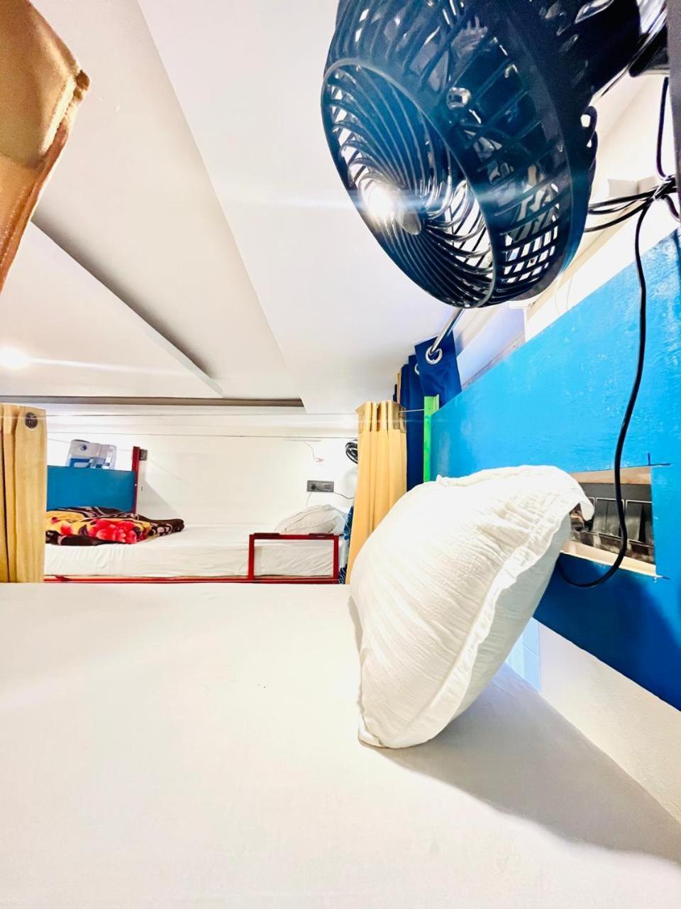 Bonfire Hostels Ришикеш Экстерьер фото